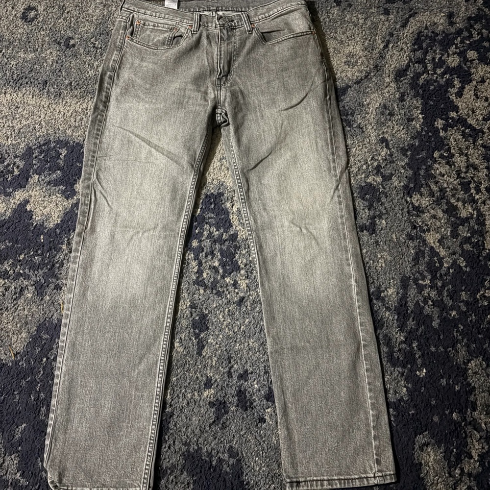 Men's Gray Levi jeans 34/32